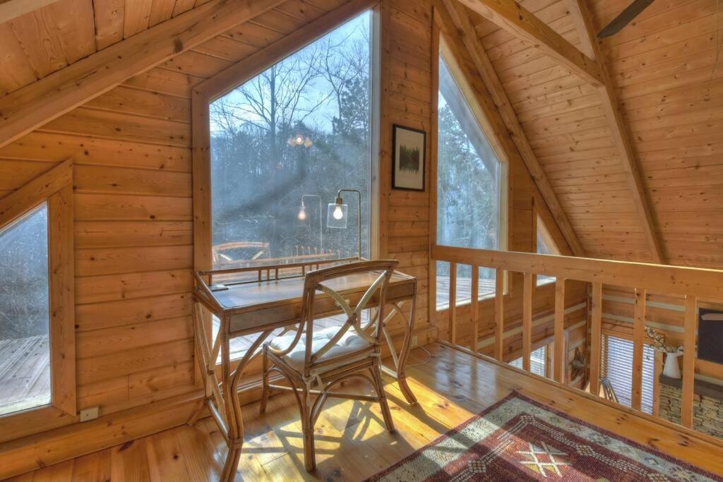 Waywish Waterfront Cabin In Blue Ridge Mountains Exterior photo